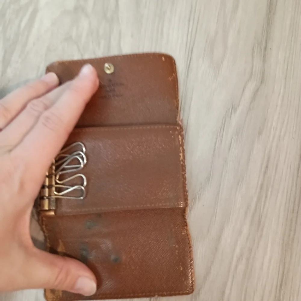 Authentic Louis Vuitton, Brown Mono Coin Purse-Key Case